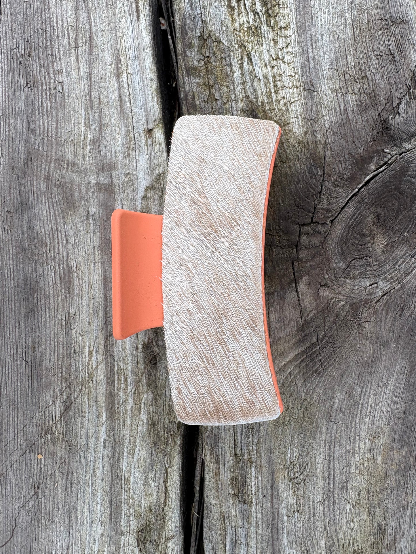 Peach Hair On Hide Hair Clip